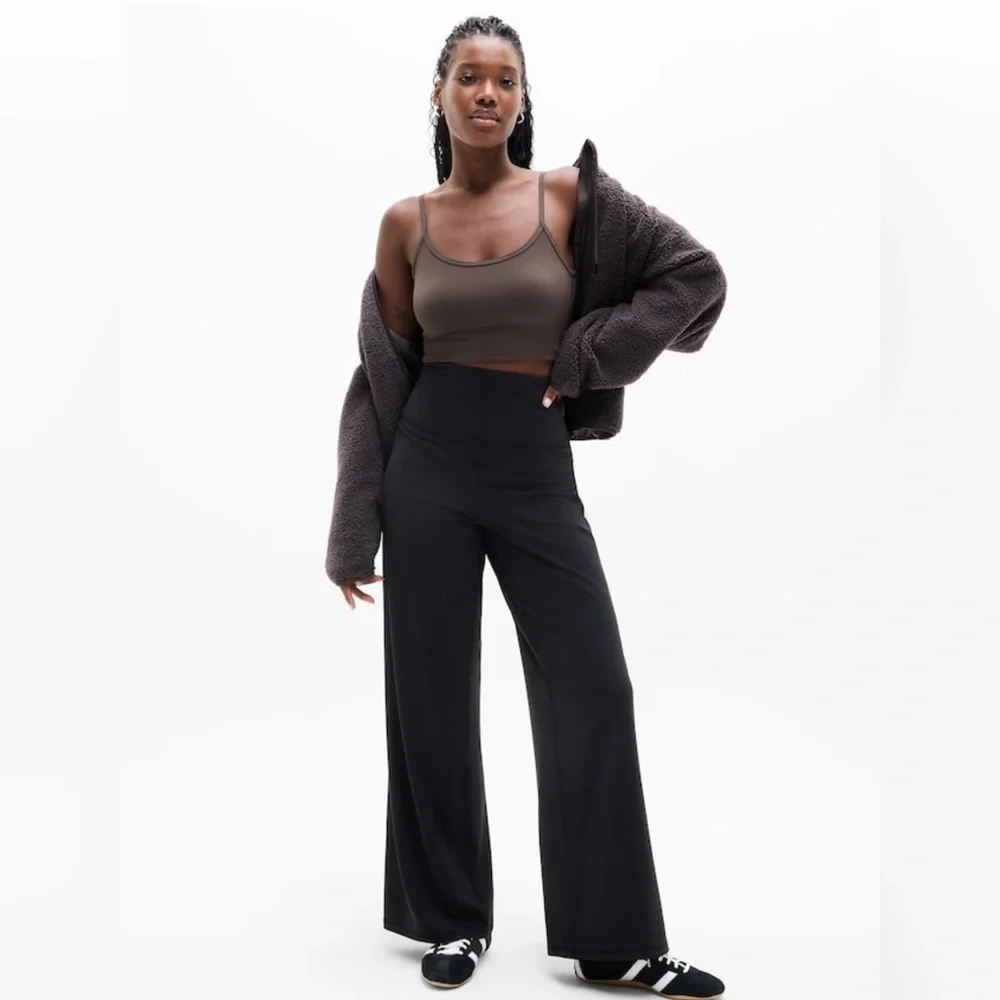NWT Athleta Elation Wide Leg Black Pant Sz Large.